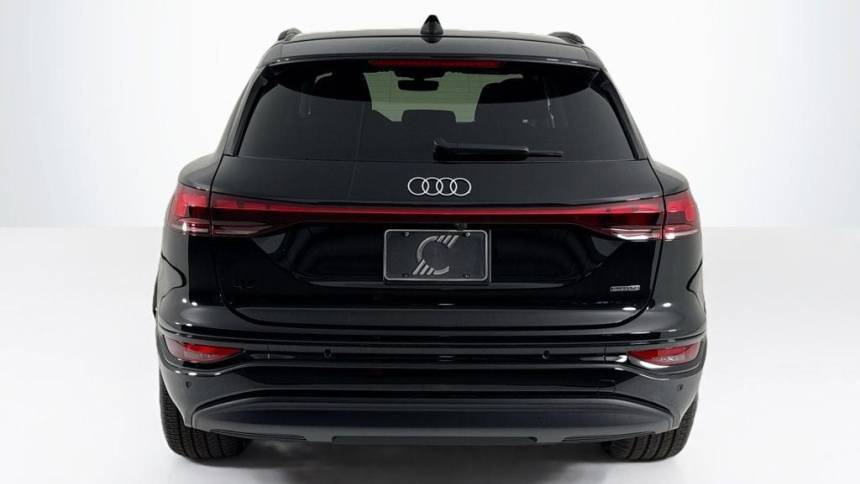 2025 Audi Q6 e-tron WA124BGFXSA035767