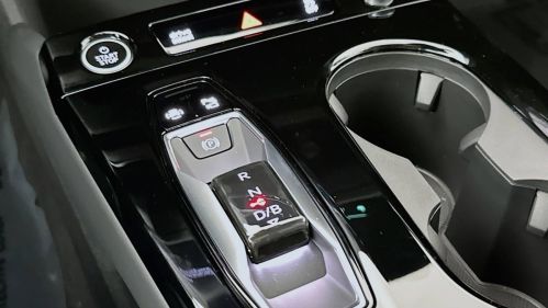 2025 Audi Q6 e-tron WA124BGF2SA014606