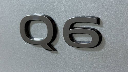 2025 Audi Q6 e-tron WA124BGF2SA014606