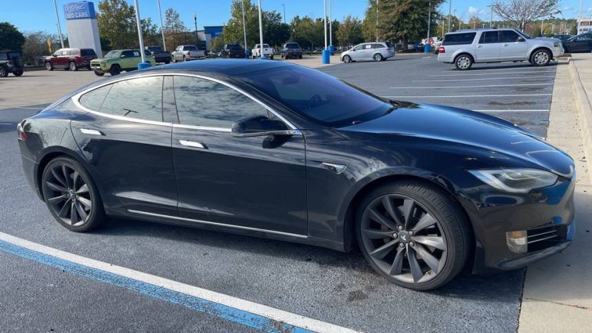 2017 Tesla Model S 5YJSA1E23HF230943