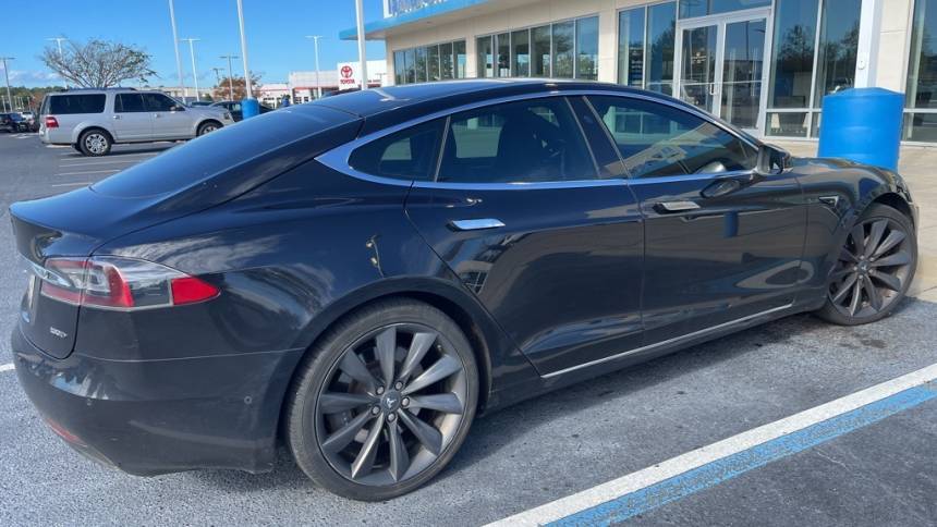 2017 Tesla Model S 5YJSA1E23HF230943