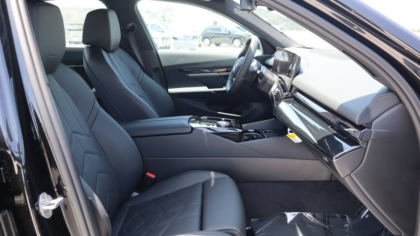 2024 BMW i5 WBY33FK09RCS01989