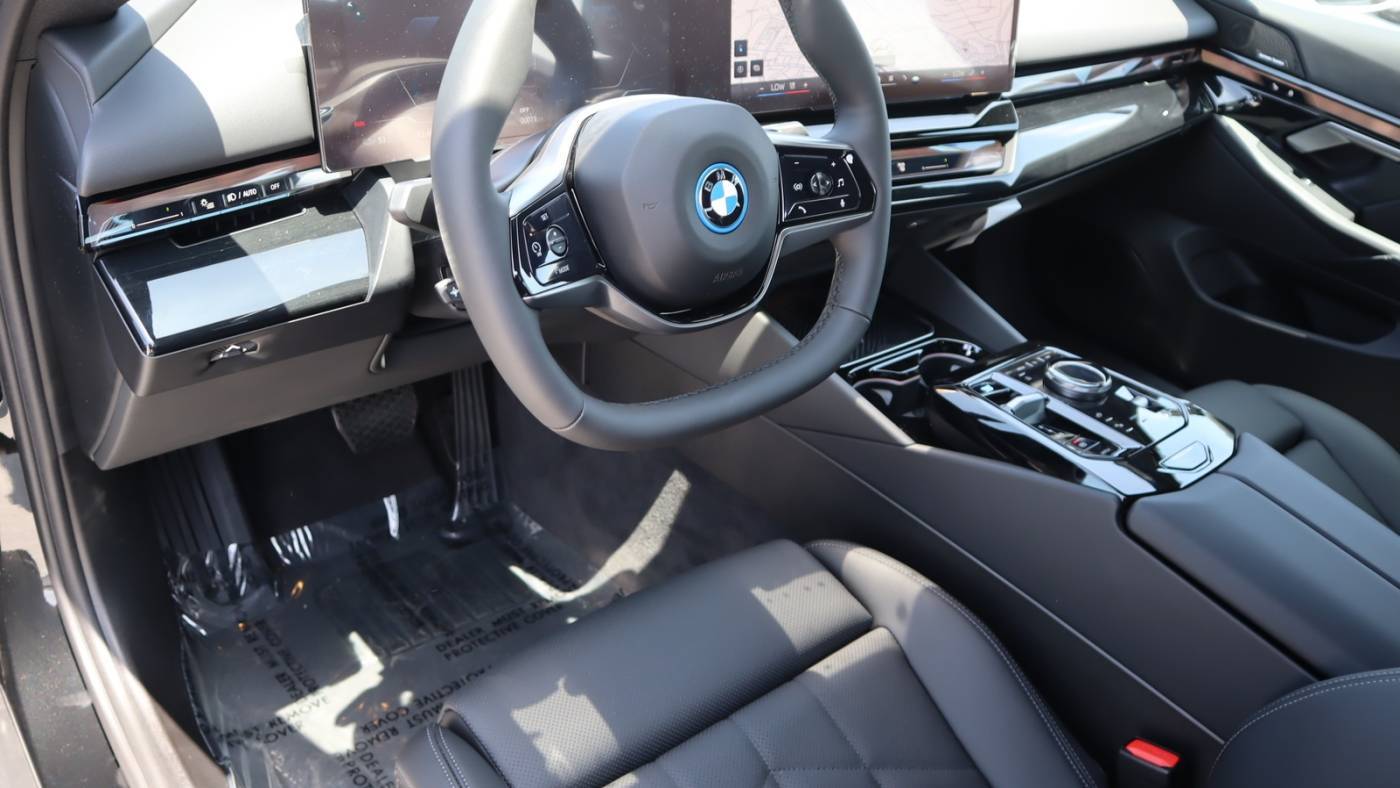 2024 BMW i5 WBY33FK09RCS01989