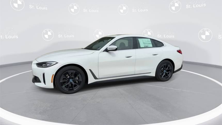2024 BMW i4 WBY73AW0XRFS72938