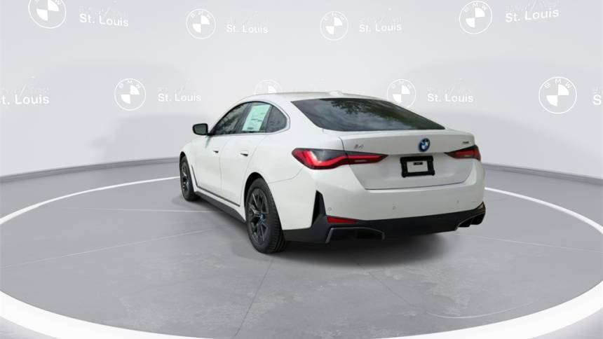 2024 BMW i4 WBY73AW0XRFS72938