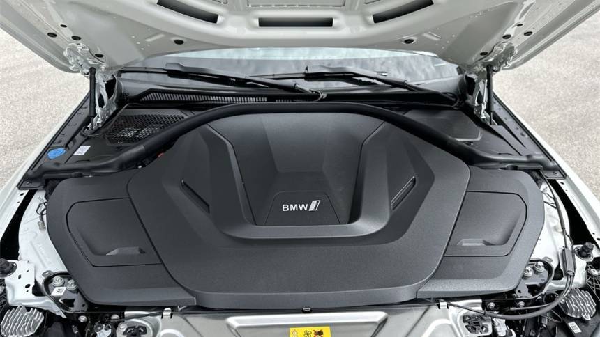 2024 BMW i4 WBY73AW0XRFS72938
