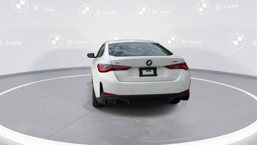2024 BMW i4 WBY73AW0XRFS72938