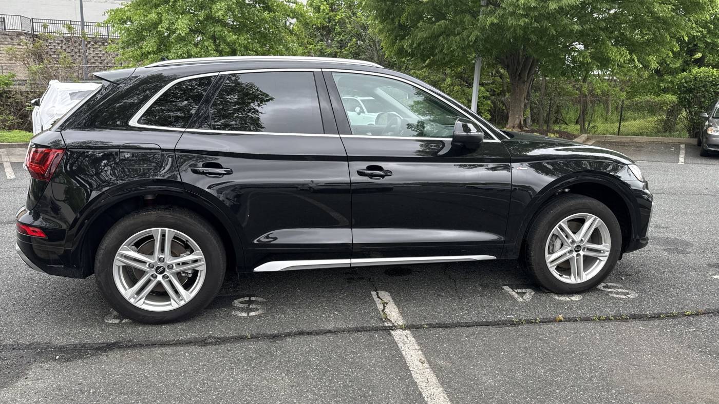 2024 Audi Q5 WA1G2AFY7R2034220