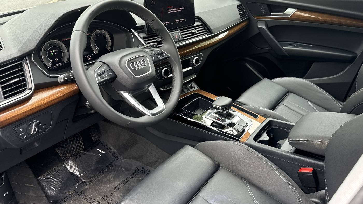 2024 Audi Q5 WA1G2AFY7R2034220