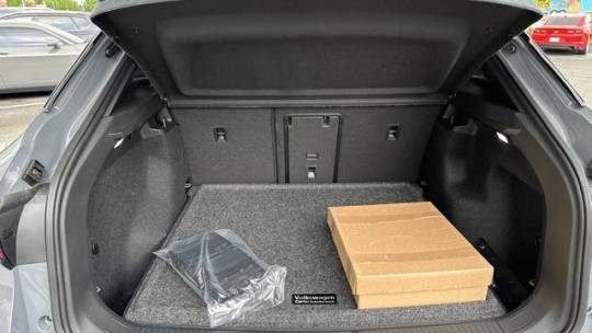 2025 Volkswagen ID.4 1V2WSPE82SC005549