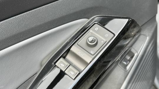 2025 Volkswagen ID.4 1V2WSPE82SC005549
