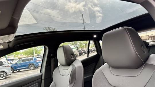 2025 Volkswagen ID.4 1V2WSPE82SC005549