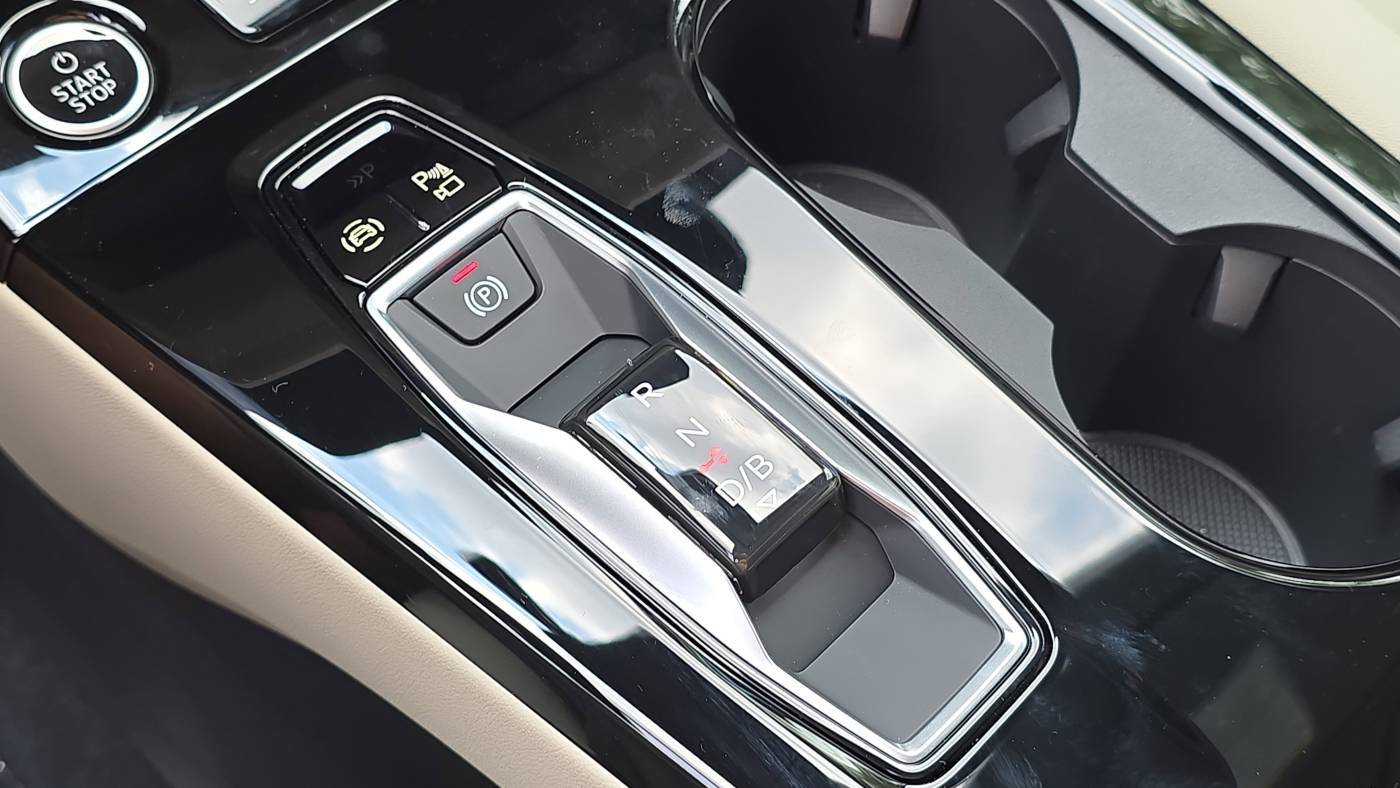 2025 Audi Q6 e-tron WA134BGF5SA018072