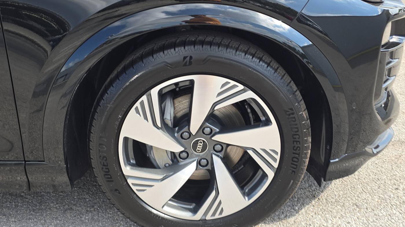 2025 Audi Q6 e-tron WA134BGF5SA018072