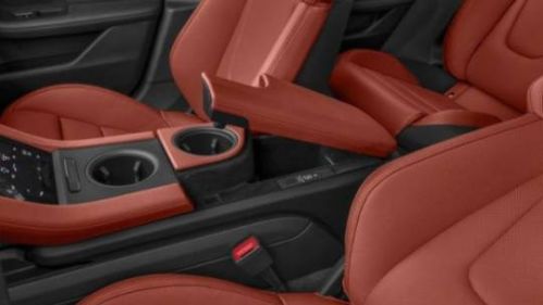 2022 Porsche Taycan - Images - 14