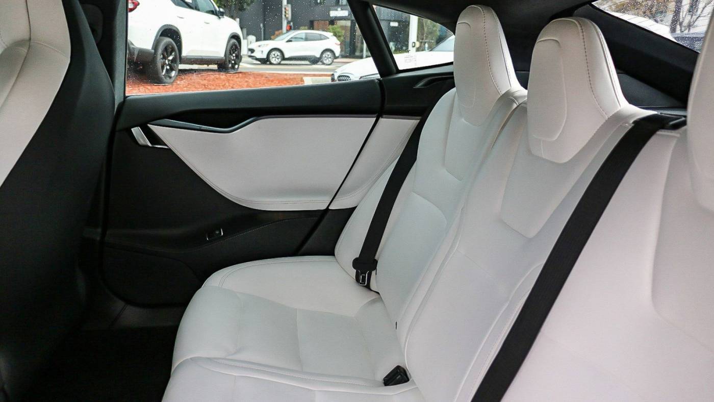 2019 Tesla Model S 5YJSA1E42KF337345