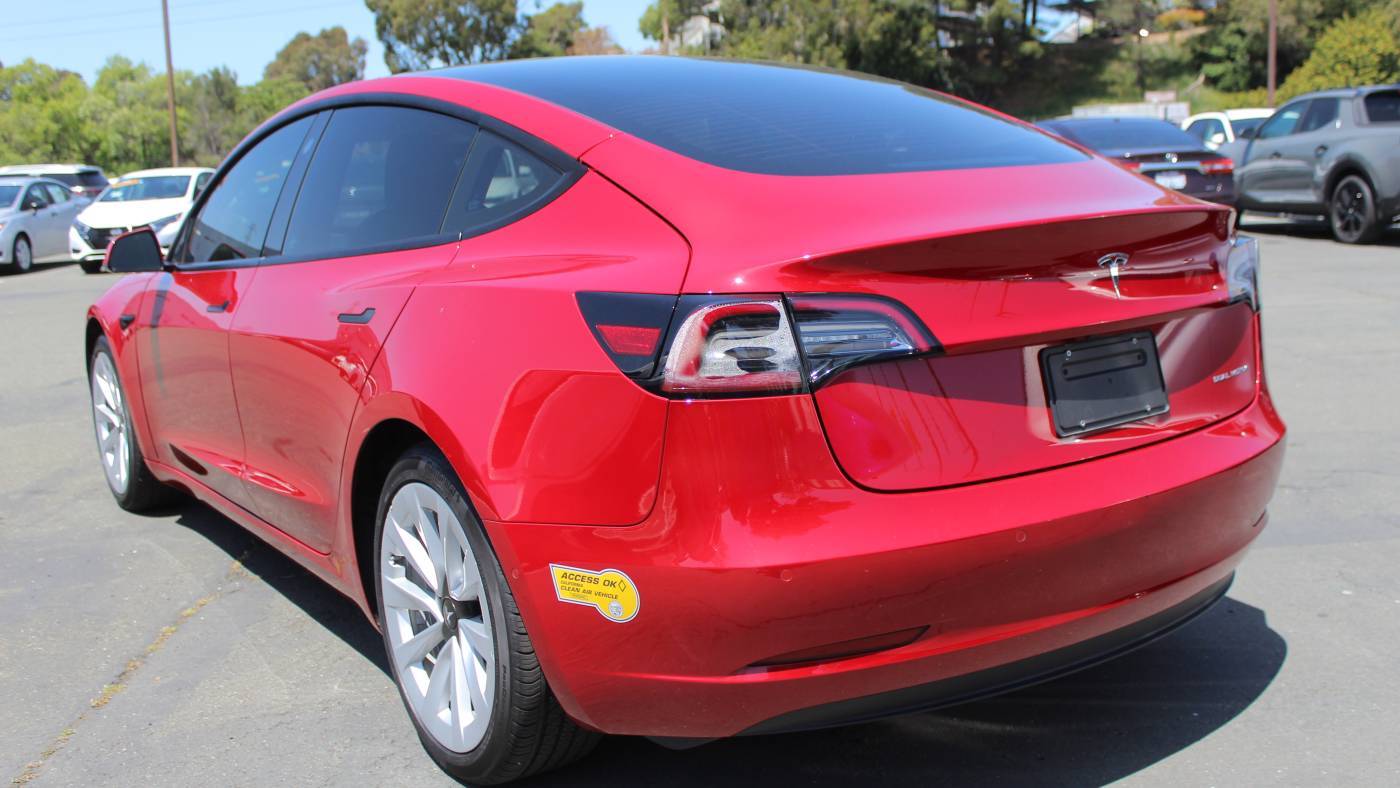2022 Tesla Model 3 5YJ3E1EB9NF208238