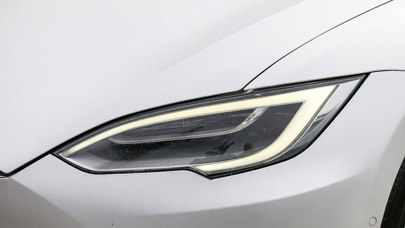 2019 Tesla Model S 5YJSA1E42KF337345