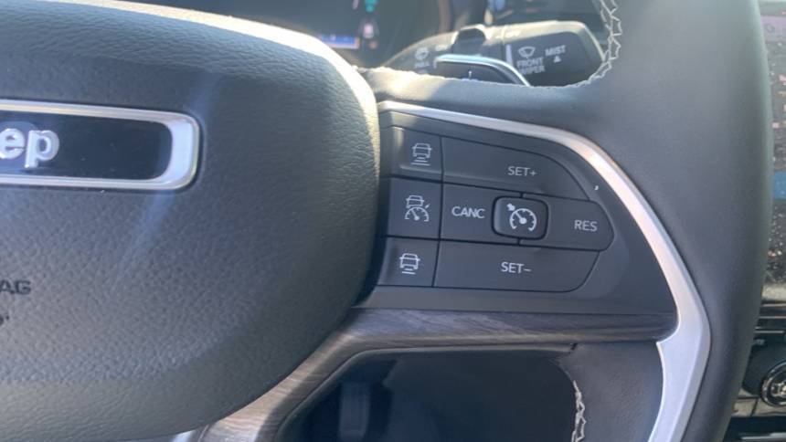 2023 Jeep Grand Cherokee 1C4RJYB64PC623831