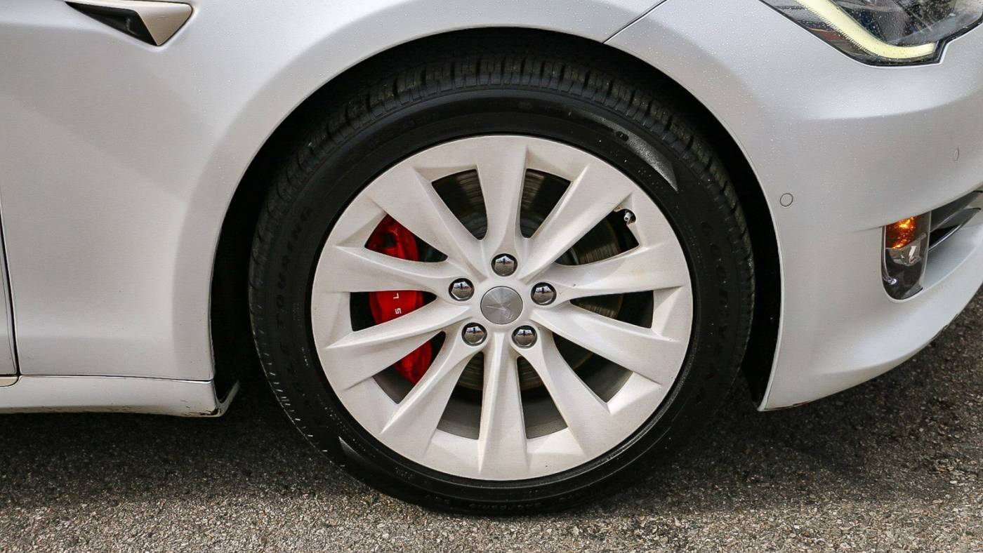 2019 Tesla Model S 5YJSA1E42KF337345