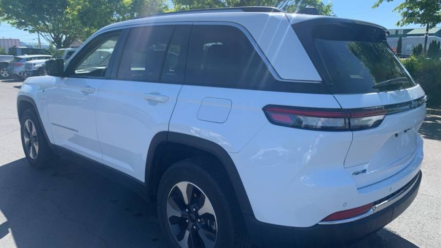 2023 Jeep Grand Cherokee 1C4RJYB64PC623831