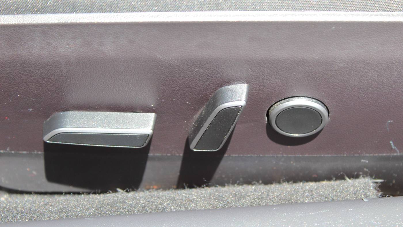 2022 Tesla Model 3 5YJ3E1EB9NF208238