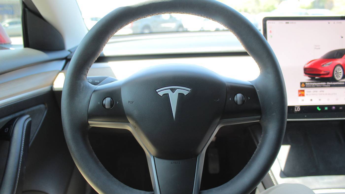 2022 Tesla Model 3 5YJ3E1EB9NF208238