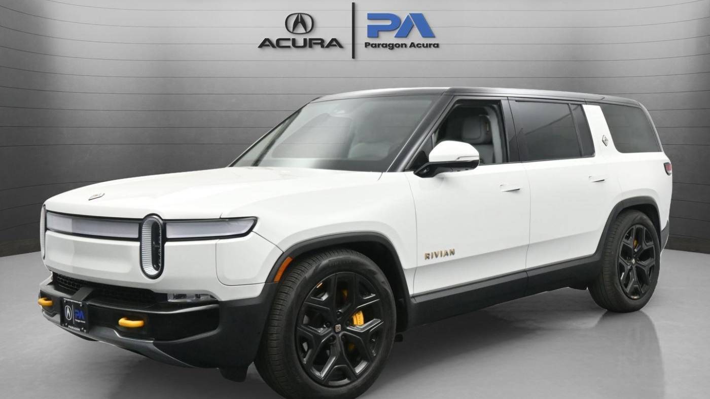 2023 Rivian R1S 7PDSGABA7PN011079