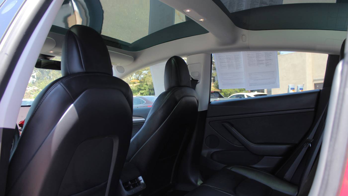 2022 Tesla Model 3 5YJ3E1EB9NF208238