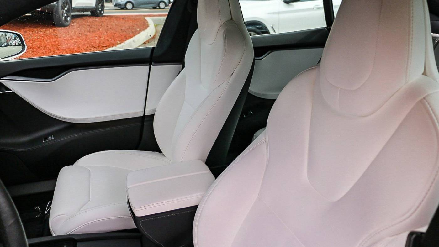 2019 Tesla Model S 5YJSA1E42KF337345