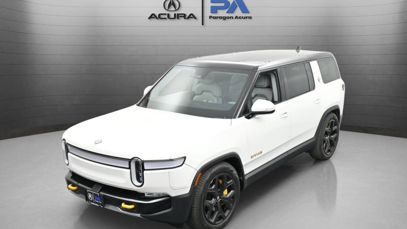 2023 Rivian R1S 7PDSGABA7PN011079