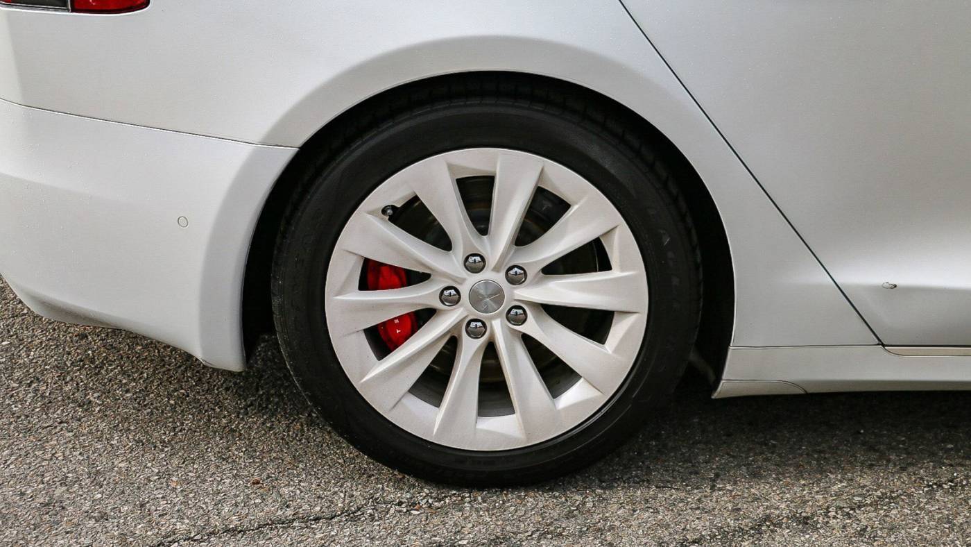2019 Tesla Model S 5YJSA1E42KF337345