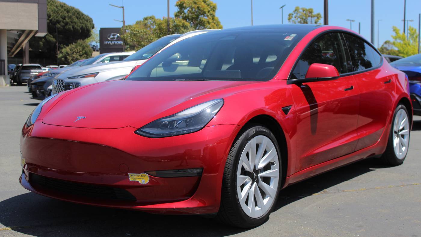 2022 Tesla Model 3 5YJ3E1EB9NF208238