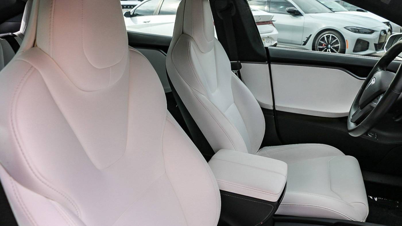 2019 Tesla Model S 5YJSA1E42KF337345