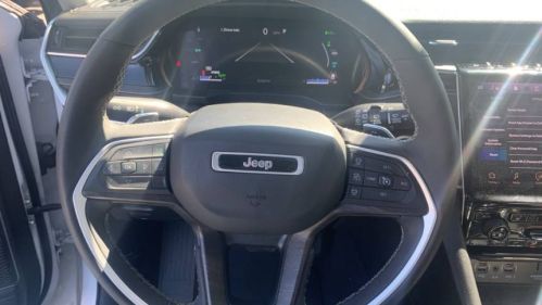 2023 Jeep Grand Cherokee 1C4RJYB64PC623831