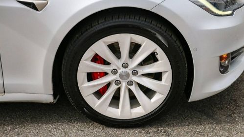 2019 Tesla Model S 5YJSA1E42KF337345
