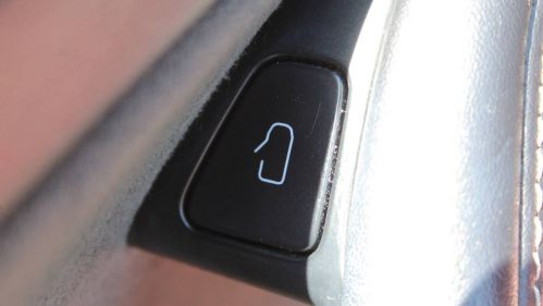 2022 Tesla Model 3 5YJ3E1EB9NF208238