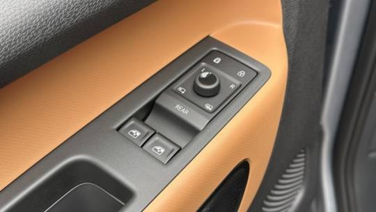 2025 Volkswagen ID.Buzz WVGAWVEB5SH014177