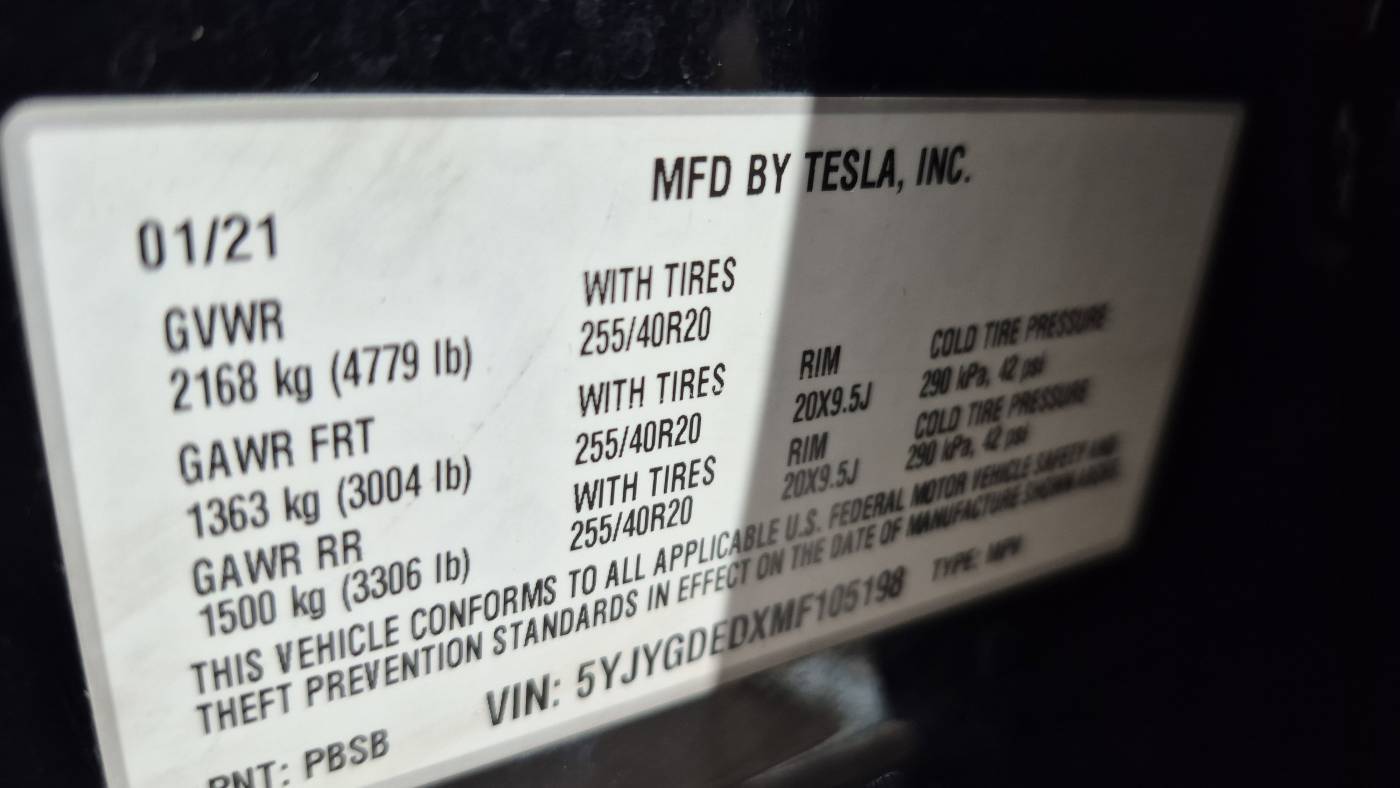 2021 Tesla Model Y 5YJYGDEDXMF105198