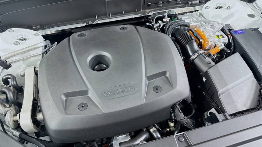 2025 Volvo XC90 YV4H60JE7S1292509
