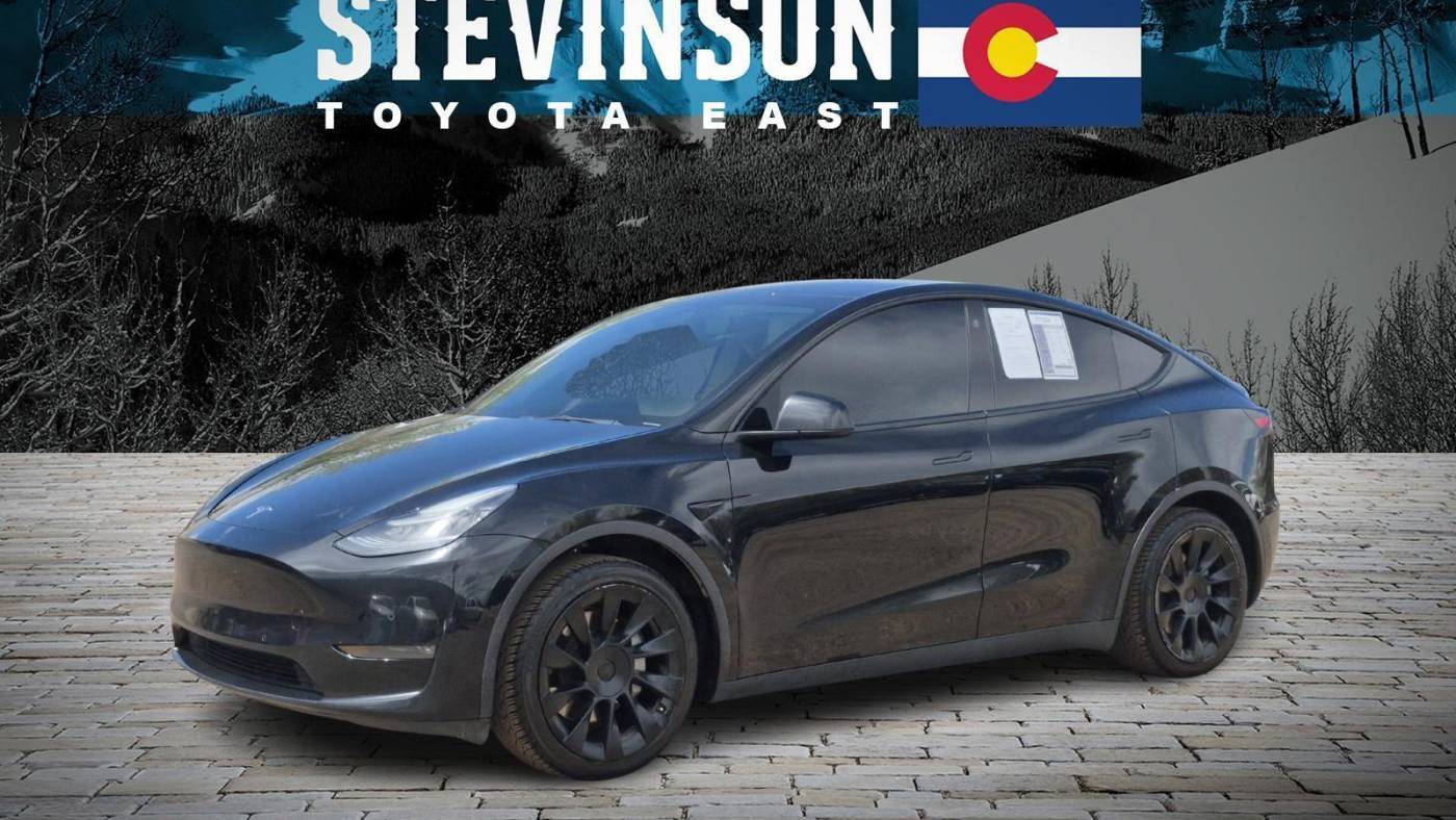 2021 Tesla Model Y 5YJYGDEDXMF105198