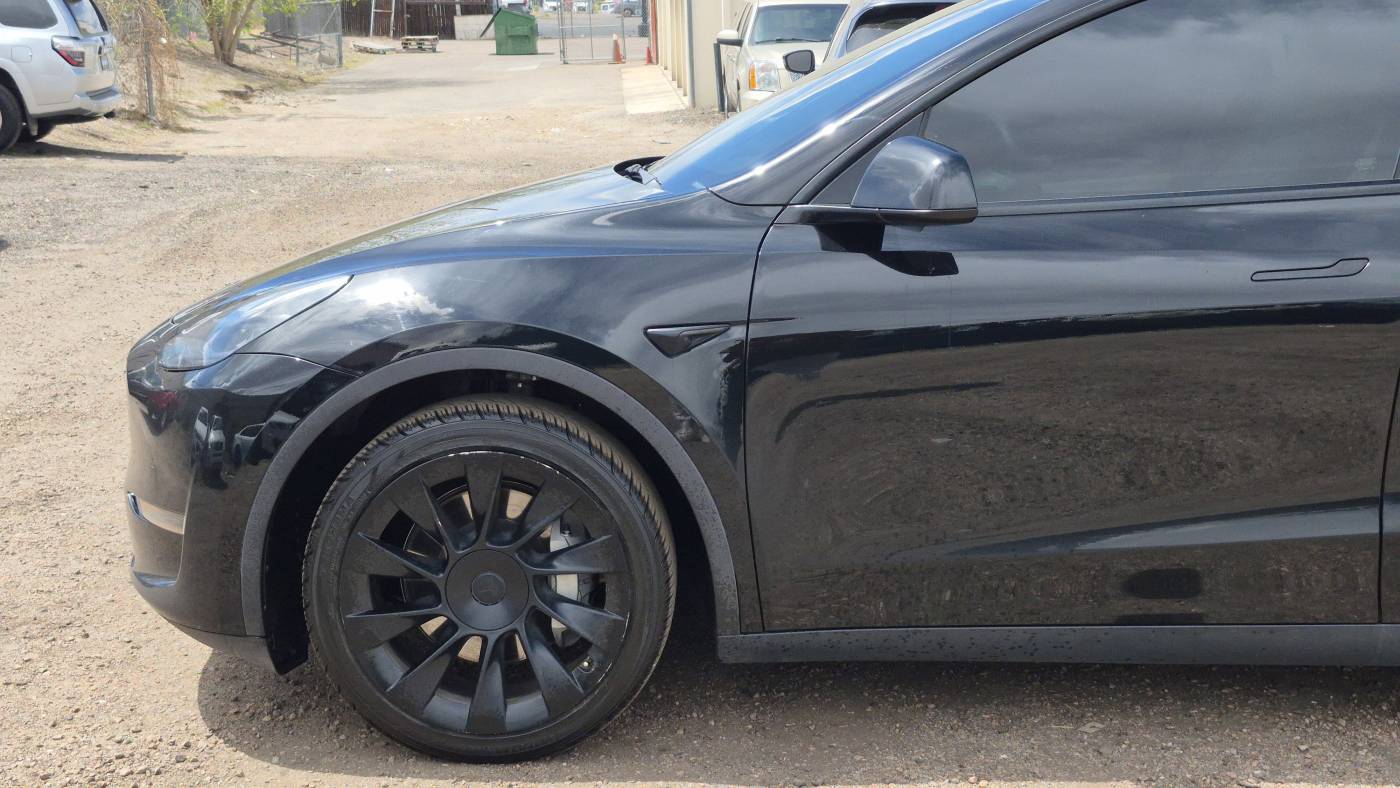 2021 Tesla Model Y 5YJYGDEDXMF105198