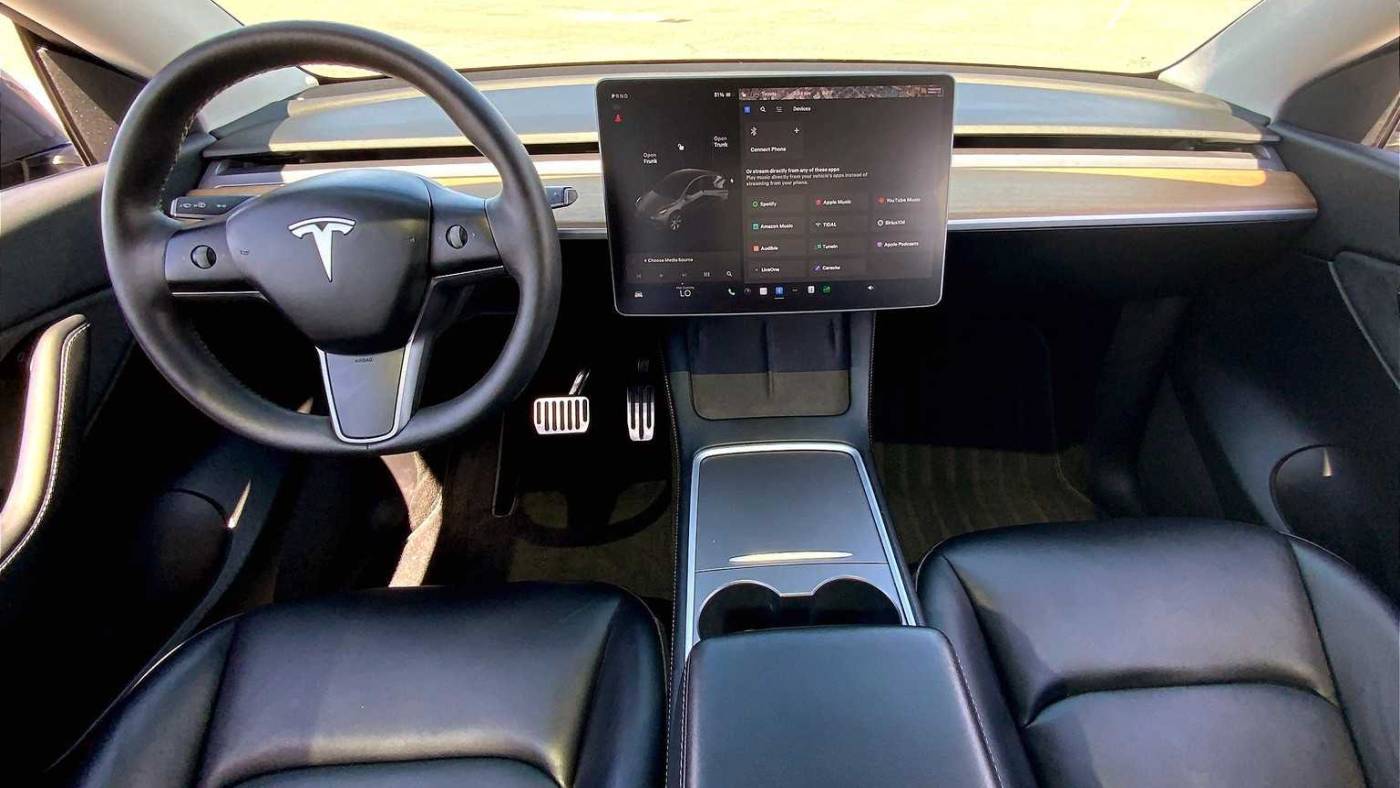 2021 Tesla Model Y 5YJYGDEE8MF193239