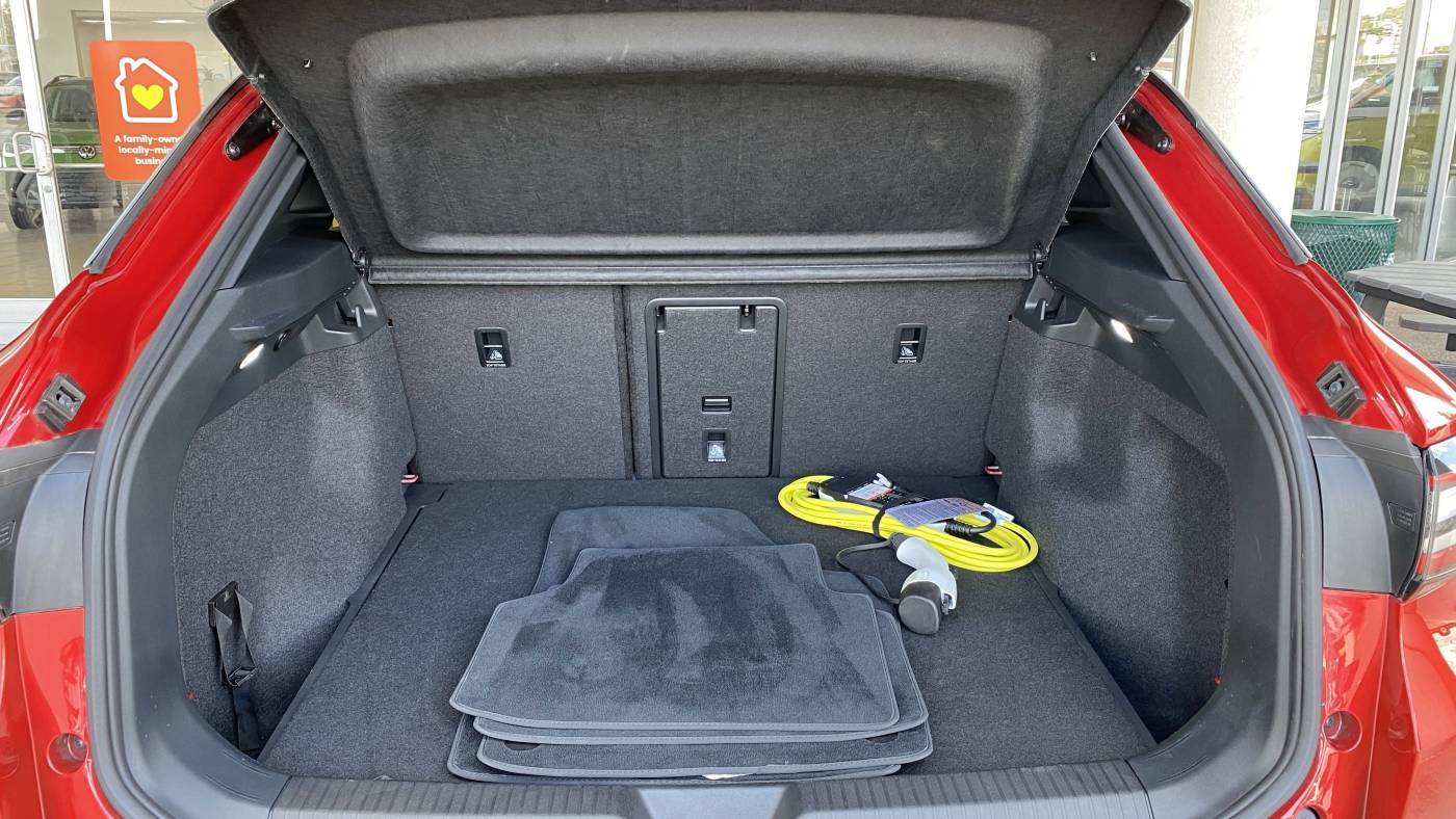 2022 Volkswagen ID.4 WVGKMPE2XNP040337