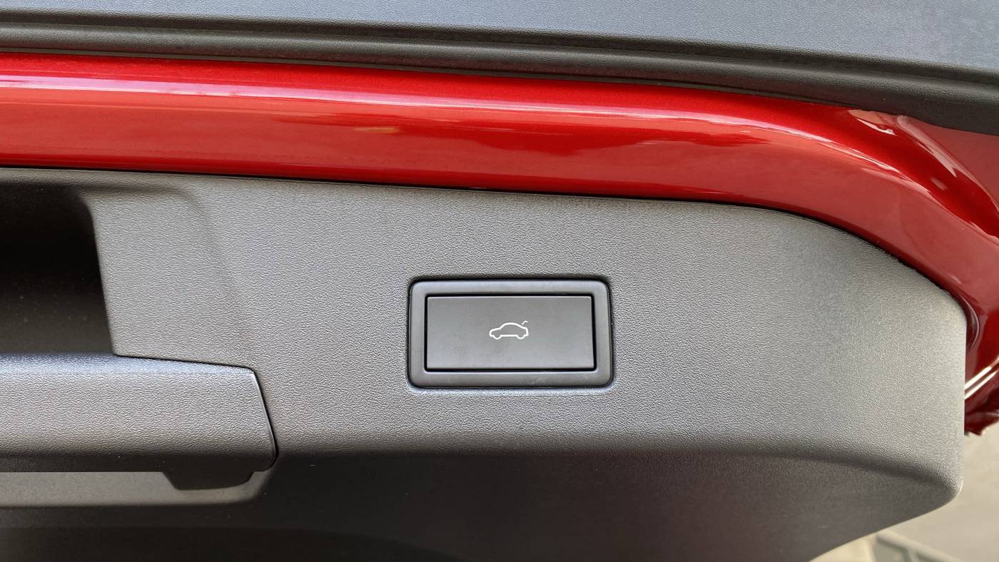2022 Volkswagen ID.4 WVGKMPE2XNP040337