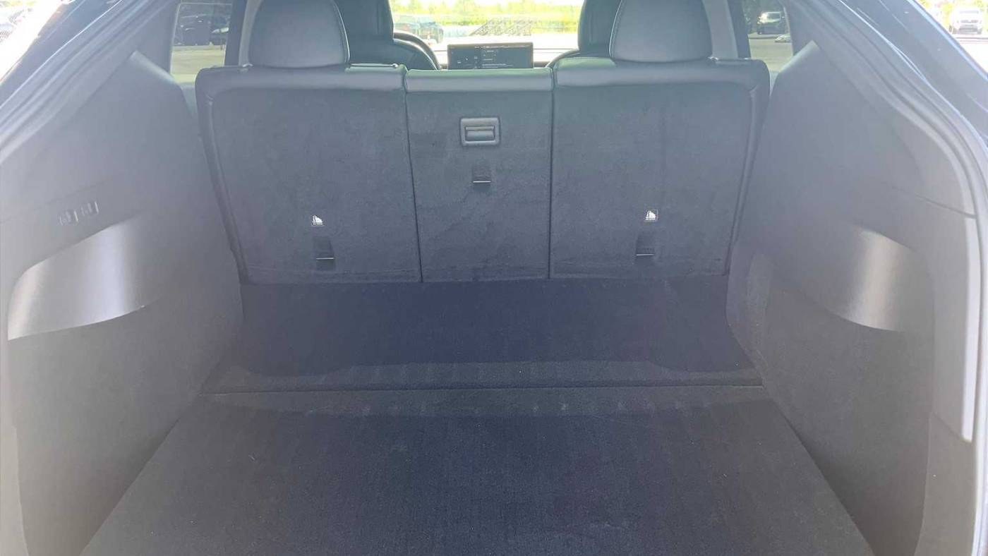 2021 Tesla Model Y 5YJYGDEE8MF193239