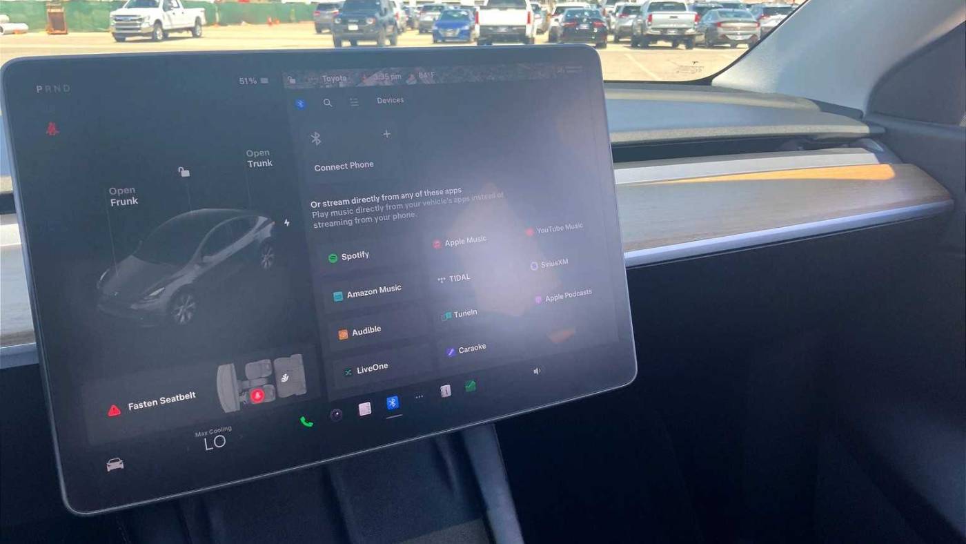 2021 Tesla Model Y 5YJYGDEE8MF193239