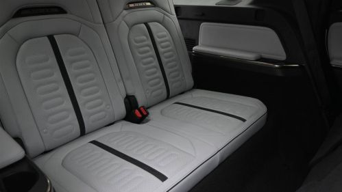 2023 Rivian R1S 7PDSGABA7PN011079
