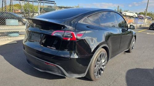 2023 Tesla Model Y 7SAYGDEF7PF900265