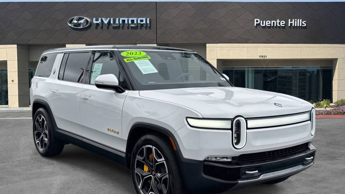 2023 Rivian R1S - Images - 3